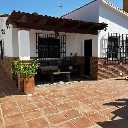 La Cala Del MoralBonito Chalet En La Cala Con Gran Jardin Privado别墅 外观 照片